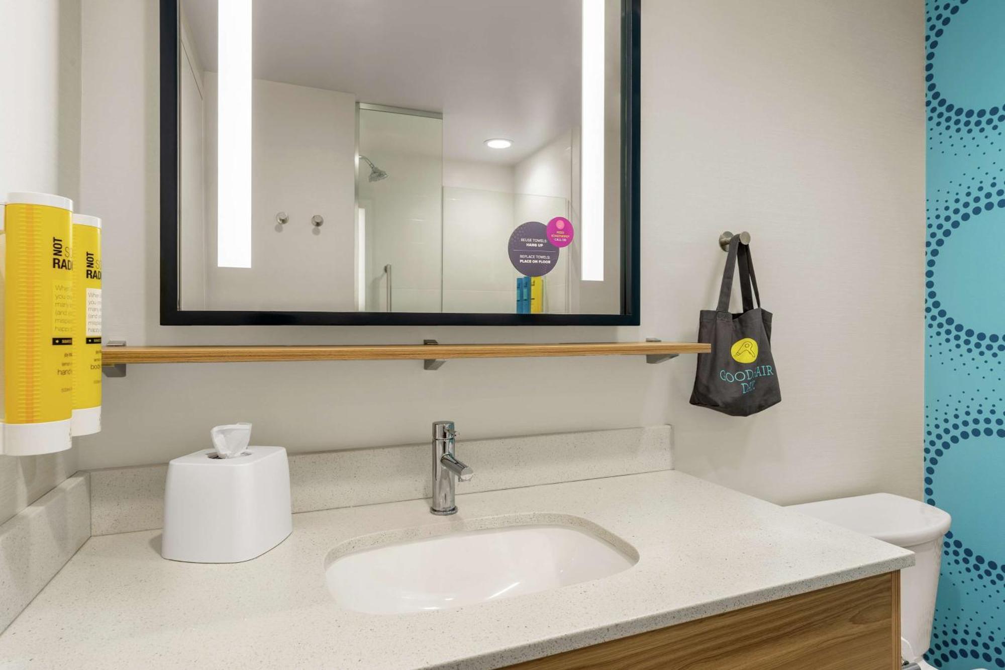 Tru By Hilton Hershey Chocolate Avenue Ngoại thất bức ảnh